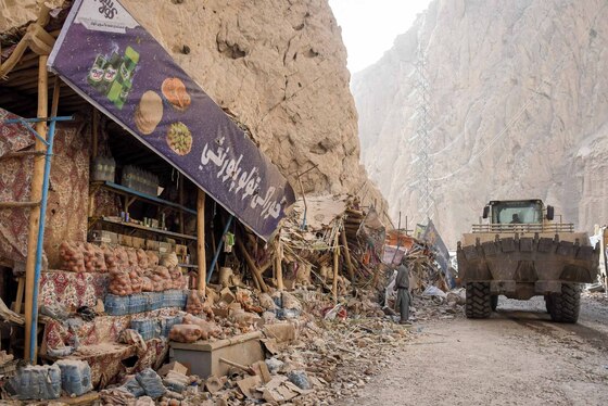 عکس‌هایی از زلزله ۶/۳ ریشتری در شمال افغانستان (۱۳ آبان ۱۴۰۴)