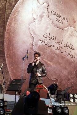 گزارش تصویری | روایت اسارت امپراتور روم در قلب تهران
