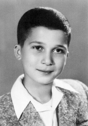 به راستی خسرو سینایی چه کسی بود؟ + ویدئو و تصویر