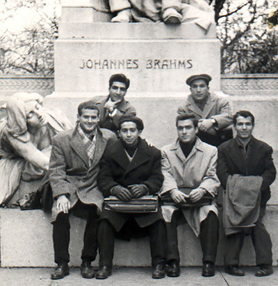 به راستی خسرو سینایی چه کسی بود؟ + ویدئو و تصویر