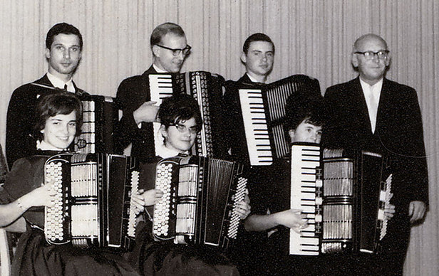 به راستی خسرو سینایی چه کسی بود؟ + ویدئو و تصویر