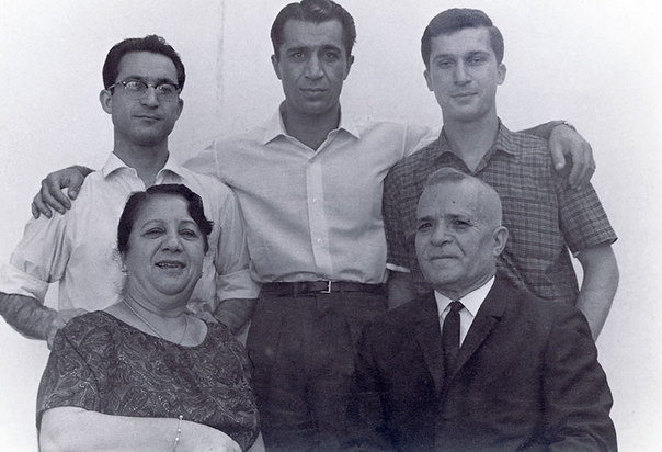 به راستی خسرو سینایی چه کسی بود؟ + ویدئو و تصویر