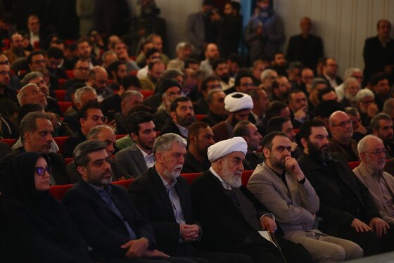 «رویداد ملی قهرمان» | پاسداشت نقش‌آفرینی بانوان قهرمان ایرانی با انتشار تقریظ‌های رهبر انقلاب بر سه کتاب + فیلم