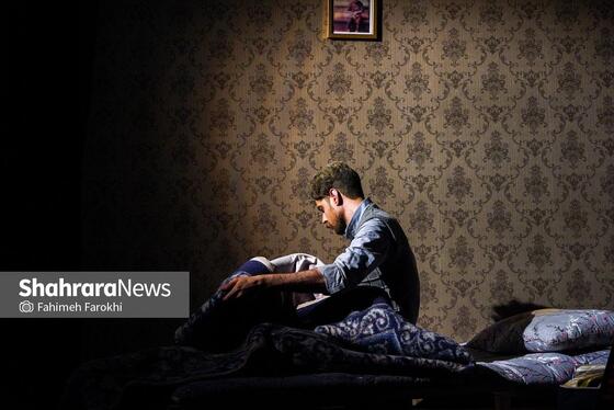 گزارش تصویری | تئاتر «شربت زعفران، آویشن، پونه و چند قطره روغن گل مغربی»