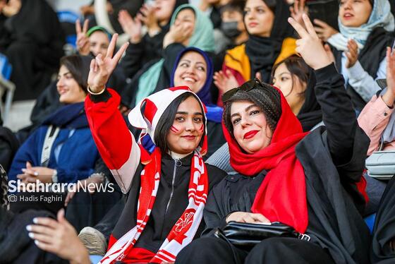 گزارش تصویری | تماشاگران بانو در ورزشگاه امام رضا علیه السلام