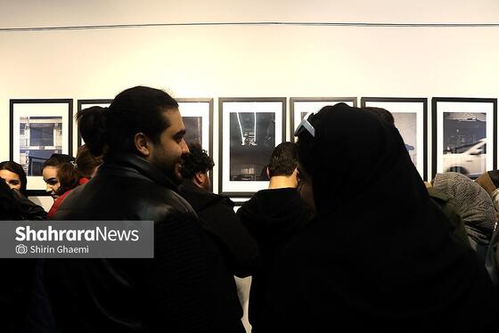 گزارش تصویری | نمایشگاه گروهی عکاسی خیابانی در نگارخانه اشراق مشهد