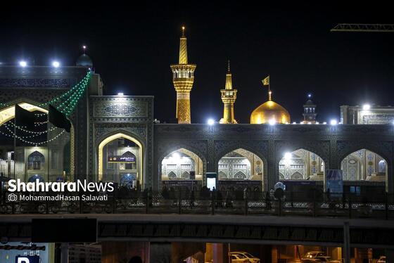 گزارش تصویری | گلباران حرم مطهر امام‌رضا (ع) در شب میلاد حضرت جوادالائمه (ع)