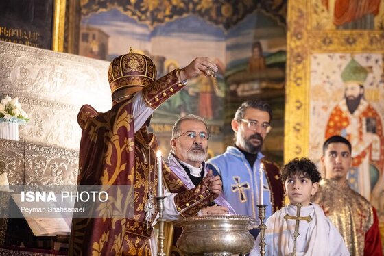 گزارش تصویری | مراسم «تقدس آب و عشای ربانی» - کلیسای بیت لِحِم مقدس اصفهان