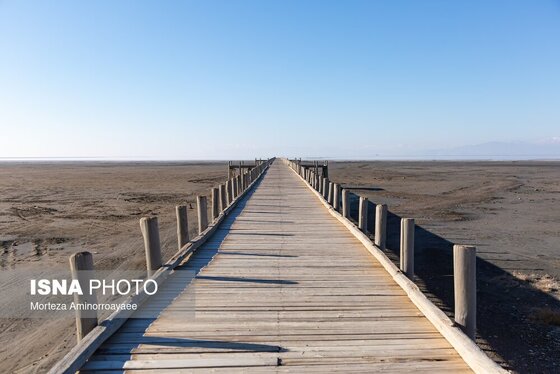گزارش تصویری | بازگشت خشکی به دریاچه ارومیه