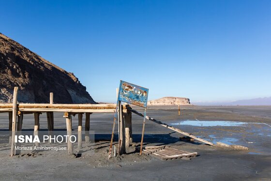 گزارش تصویری | بازگشت خشکی به دریاچه ارومیه