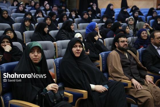 گزارش تصویری | همایش پاسداشت سالگرد قیام زنان غیور مشهد در اعتراض به قانون کشف حجاب