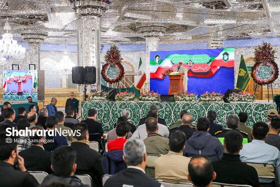 گزارش تصویری | گردهمایی جمعی از مجروحان و آسیب‌دیدگان حوادث اخیر، در حرم امام‌رضا(ع)