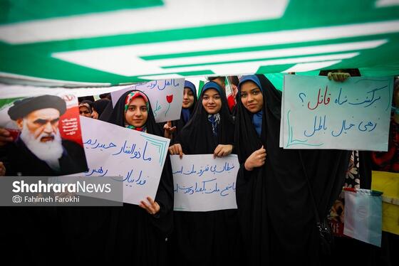 گزارش تصویری | نسل «z» پای کار انقلاب اسلامی