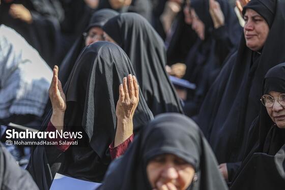 گزارش تصویری | عزاداری شهادت رهبر معظم انقلاب اسلامی، در حرم امام‌رضا(ع) - ۱