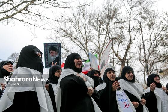 گزارش تصویری | پیاده‌روی ماتم‌زدگان شهادت قائد انقلاب در مشهد (۱۰ اسفند ۱۴۰۴)
