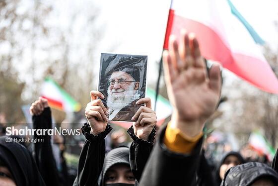 گزارش تصویری | تجمع دانشجویان مقابل دانشگاه فردوسی (۱۰ اسفند ۱۴۰۴)