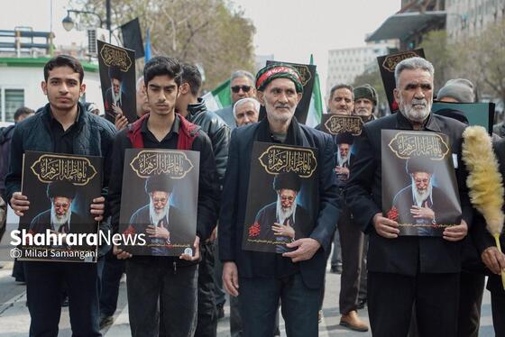 گزارش تصویری | خروش انقلابی نمازگزاران جمعه مشهد در محکومیت جنایات رژیم صهیونیستی و آمریکا