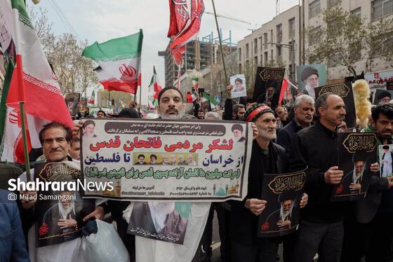گزارش تصویری | خروش انقلابی نمازگزاران جمعه مشهد در محکومیت جنایات رژیم صهیونیستی و آمریکا