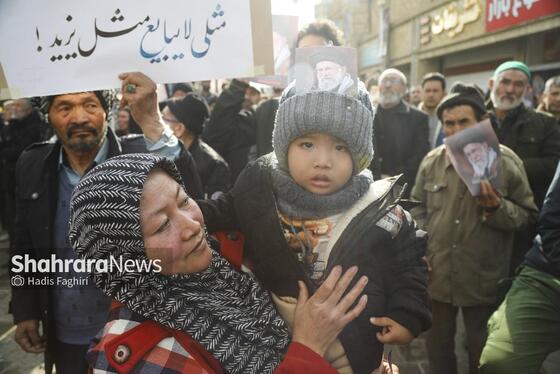 گزارش تصویری | اجتماع مهاجران افغانستانی در سوگ امام امت در محله گلشهر مشهد