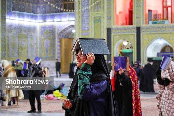 گزارش تصویری | مراسم احیای دومین شب قدر در حرم مطهر امام رضا (ع) -۲