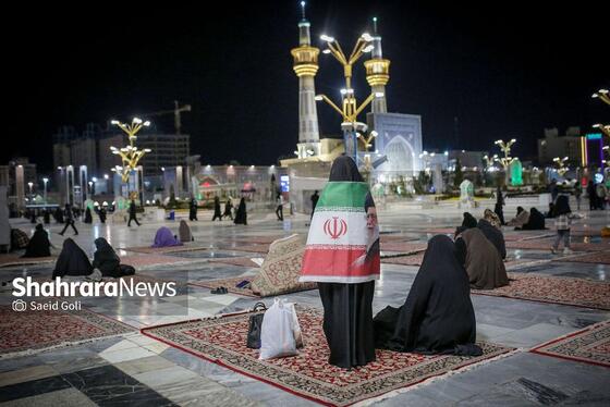 گزارش تصویری | مراسم احیاء شب بیست‌وسوم ماه مبارک رمضان در حرم امام‌رضا(ع)