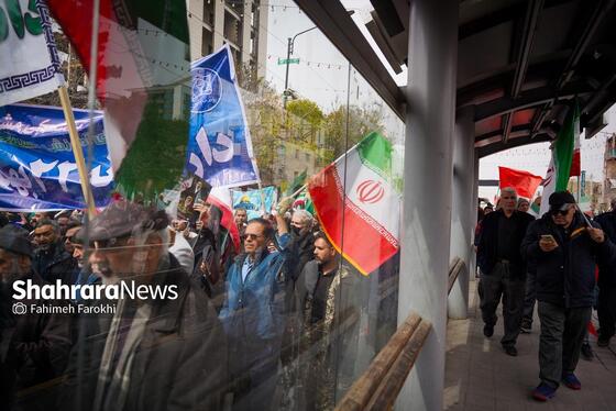 گزارش تصویری | راهپیمایی روز قدس ۱۴۰۴ در مشهد - ۵