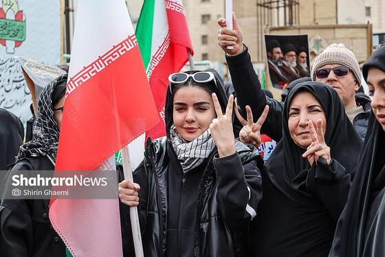 زنان و دختران ایران پای کار انقلاب + فیلم و  عکس