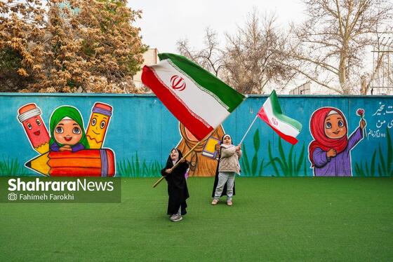 گزارش تصویری | برگزاری «یادواره‌ شهدای میناب» توسط دانش‌آموزان دبستان امام‌حسن(ع) در مشهد
