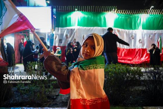 گزارش تصویری | برگزاری «یادواره‌ شهدای میناب» توسط دانش‌آموزان دبستان امام‌حسن(ع) در مشهد