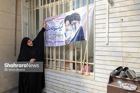 گزارش تصویری | بانوان مشهدی برای مردم حاضر در خیابان ها غذای نذری می پزند