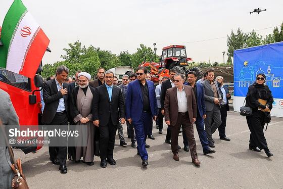 گزارش تصویری | واگذاری ۱۶ دستگاه ماشین‌آلات خدماتی شهری به شهرداری‌های خراسان رضوی