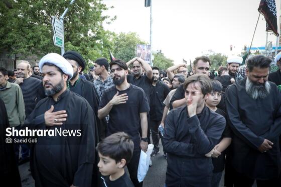 گزارش تصویری | کاروان اعلام عزای ماه محرم در مشهد