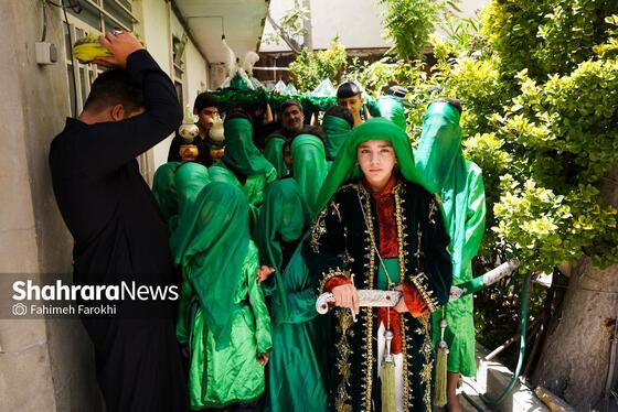 گزارش تصویری | دامادی در سایه ماتم
روایت آیین حضرت قاسم(ع) در دهه اول محرم