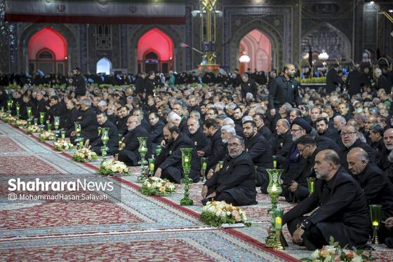 گزارش تصویری | آئین سنتی خطبه خوانی شب عاشورا در حرم مطهر رضوی