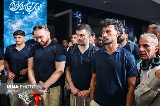 گزارش تصویری | ورود کاروان تیم ملی جمهوری اسلامی ایران به کشور