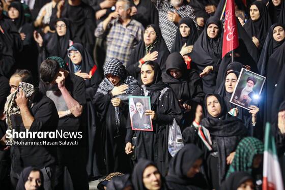 گزارش تصویری | آخرین لحظات حضور پیکر رهبر شهید در مصلی امام خمینی و مراسم وداع
