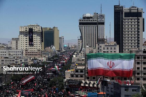 گزارش تصویری | حال و هوای خیابان امام رضا (ع) مشهد، ۴ ساعت قبل از تشییع پیکر رهبر شهید انقلاب