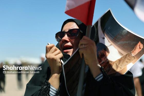 گزارش تصویری | استقبال از پیکر رهبر شهید و خانواده ایشان در فرودگاه مشهد