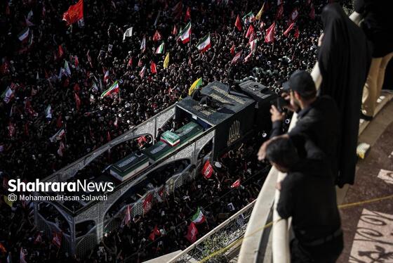 گزارش تصویری | تشییع تاریخی پیکر مطهر رهبر شهید انقلاب در مشهد مقدس | (پنجشنبه ۱۸ تیر ماه ۱۴۰۵)