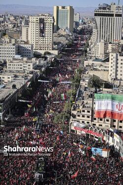 گزارش تصویری | تشییع تاریخی پیکر مطهر رهبر شهید انقلاب در مشهد مقدس | (پنجشنبه ۱۸ تیر ماه ۱۴۰۵)
