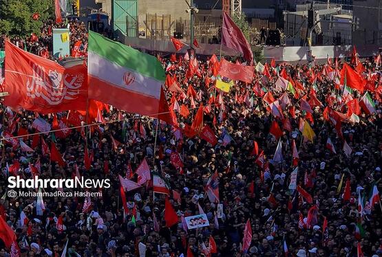 گزارش تصویری | چند قطره دریای سیل خروشان مردم در مراسم تشییع پیکر رهبر شهید