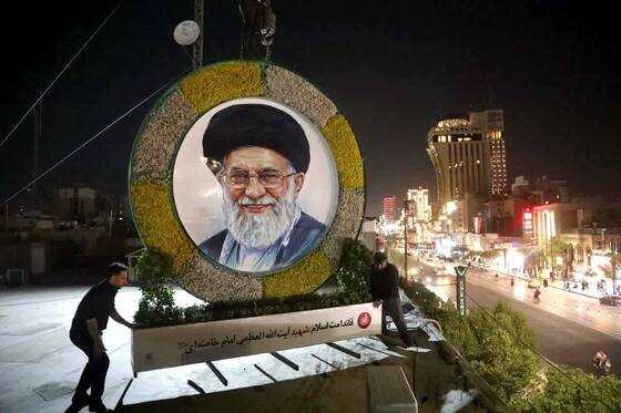خدمت‌رسانی شهرداری مشهد در تشییع پیکر رهبر شهید 