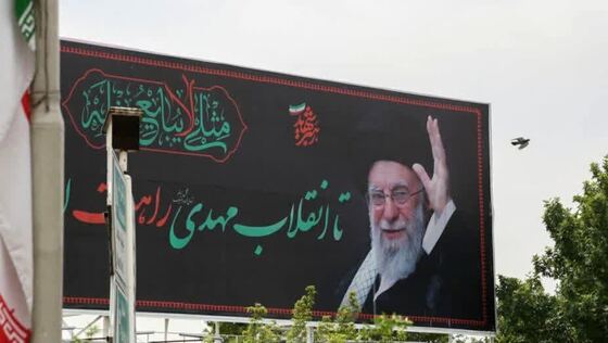 خدمت‌رسانی شهرداری مشهد در تشییع پیکر رهبر شهید 