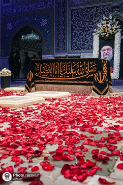 گزارش تصویری | آماده سازی مزار مطهر رهبر شهید انقلاب اسلامی در حرم مطهر رضوی