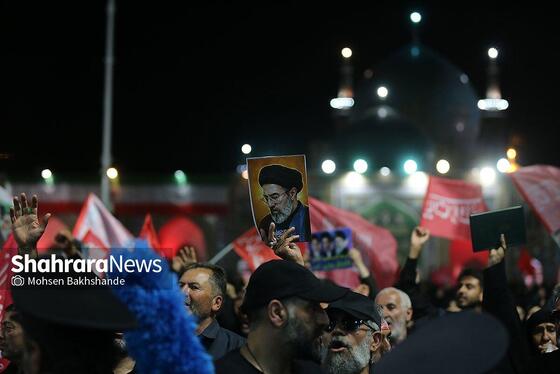 گزارش تصویری | شب دوم مراسم بزرگداشت رهبر شهید ایران در حرم مطهر امام رضا (ع)
