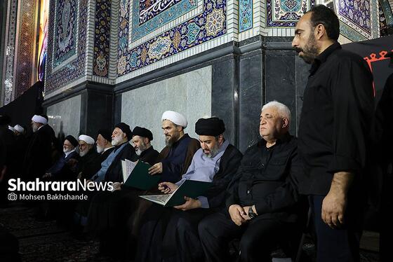 گزارش تصویری | شب دوم مراسم بزرگداشت رهبر شهید ایران در حرم مطهر امام رضا (ع)