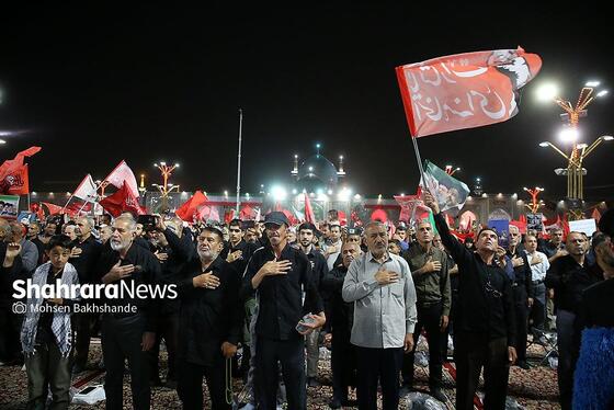 گزارش تصویری | شب سوم مراسم بزرگداشت رهبر شهید ایران در حرم مطهر امام رضا (ع)