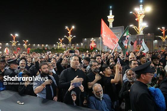 گزارش تصویری | شب سوم مراسم بزرگداشت رهبر شهید ایران در حرم مطهر امام رضا (ع)