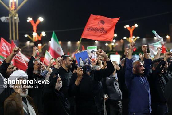 گزارش تصویری | شب سوم مراسم بزرگداشت رهبر شهید ایران در حرم مطهر امام رضا (ع)