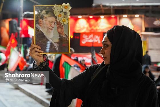 گزارش تصویری | یکصدو سی‌وچهارمین موج خروش شبانه مشهدی‌ها در سنگر خیابان